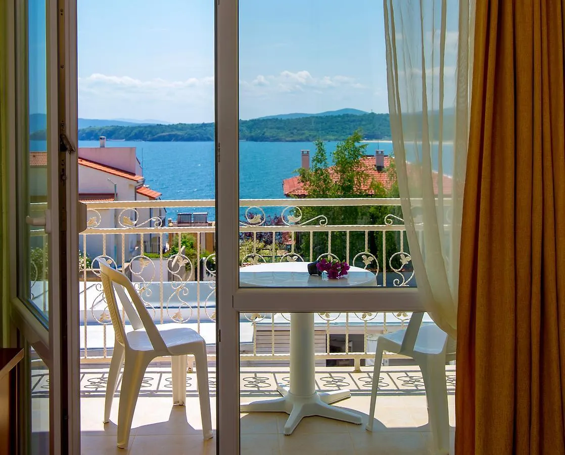 سوزوبول Hotel Golden Star
